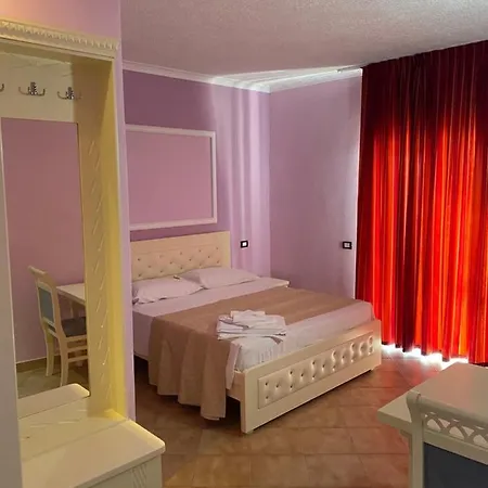 Hostel Anxhelo *