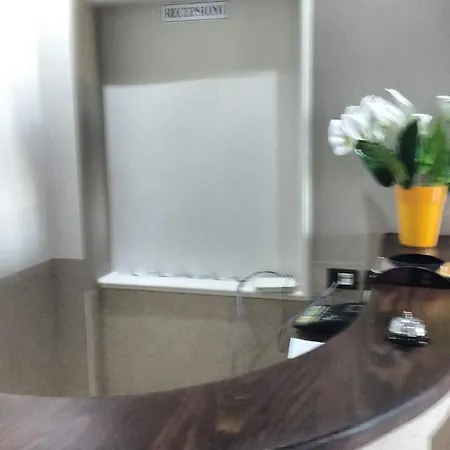 Anxhelo Hostel Bago